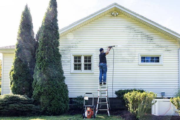 Best Deck Pressure Washing  in Farmville, NC