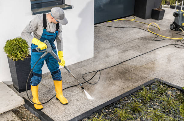 Best Concrete Pressure Washing  in Farmville, NC