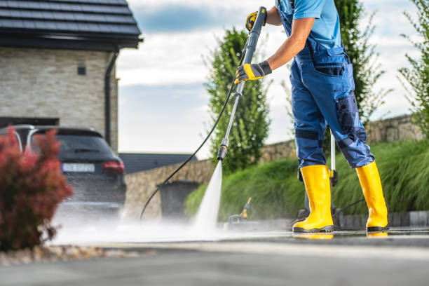 Best Residential Pressure Washing Services  in Farmville, NC